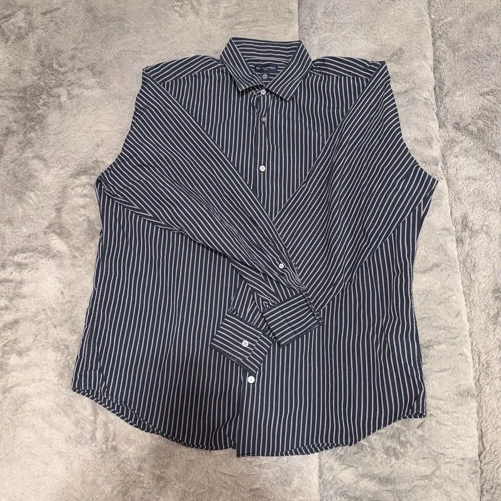 Banana Republic Dress Shirt Mens XL Navy Stripe Non-Iron